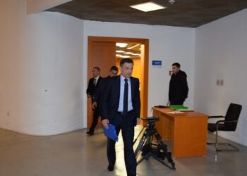 Gjyqtari që dënoi Dritan Dajtin e Saimir Tahirin rikthehet në detyrë 2 vite pas shkarkimit
