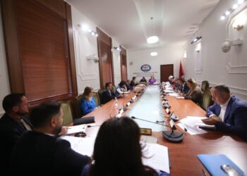 Komisioni i Ligjeve miraton ‘hapjen e dosjeve dhe verifikimi i certifikatës së pastërtisë’