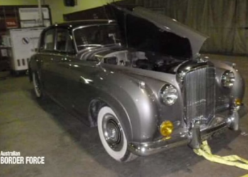 Bentley S2 si ‘Kalë Troje’’ zbulohen 200 kg drogë në makinën ekzotike