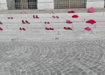 Burri përndjek një grua për 33 vite me radhë: Ose e imja ose e askujt tjetër