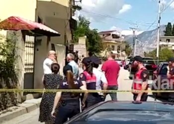 Iu ul tensioni, gruaja në Gjirokastër bie nga lartësia dhe gjen vdekjen
