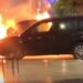 Përfshihet nga flakët makina në Durrës, detajet e para nga ngjarja