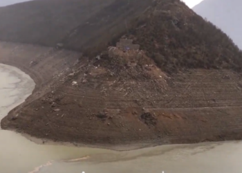 Kaskada e Drinit/ Reshjet e shiut shtojnë prurjet në HEC-e, rritet niveli në Fierzë