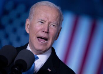 “E patë se çfarë ndodhi në Itali?” Biden paralajmëron: Nuk mund të jemi optimistë
