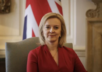 ‘Harroni gomonet dhe pasaportat false’, plani i ri i emigracionit në Britani do të gëzojë shqiptarët