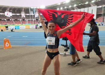 ‘Nga sfida e re në kërcim tek oferat për të braktisur Shqipërinë’, rrëfehet kampionia Luiza Gega