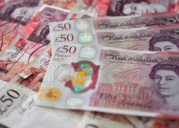 Pas vdekjes së Mbretëreshës, Britania drejt kartëmonedhave të reja me portretin e mbretit Charles