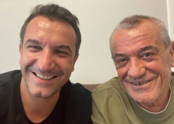 Veliaj dhe Ruçi të qeshur në një foto ndryshe: Nuk ka si të dielat me shokun Gramoz!!