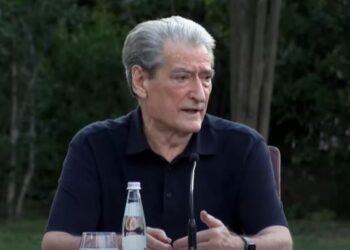 Rama prezantoi Drejtorin e ri të Policisë/ Berisha: Ja u them unë ku është Vis Martinaj