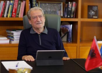 Berisha: Mirëpres secilin deputet t’i bashkohet grupit, por s’ia fal po bashkëpunuan me Ramën