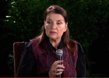 Rajmonda Bulku në takim me Berishën: Kur të vini në pushtet duhet të bëni më shumë për artin