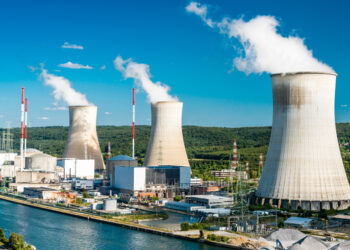 Frika nga mungesa e energjisë elektrike këtë dimër/ Franca riaktivizon të gjithë reaktorët bërthamorë