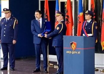 Ceremonia zyrtare për Drejtorin e ri të Policisë së Shtetit/ Çuçi: I bindur se do ta kryesh me nder dhe sukses këtë detyrë