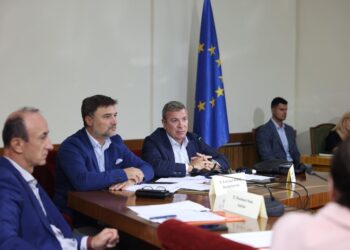 PD dhe PS bien dakord: Shtyhet me 6 muaj mandati i Komisionit për Reformën Zgjedhore