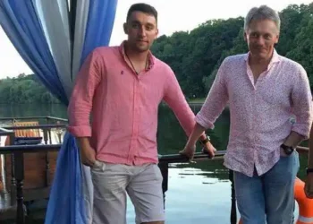 ‘Jam z. Peskov, nuk shkoj në luftë’, telefonata kurth nxjerr zbuluar Vladimir Putinin