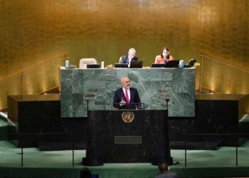 E plotë/ Rama në Asamblenë e OKB: Nëse do të ecësh shpejt, ec vetëm, nëse do të shkosh larg, ec krah për krah me të tjerë