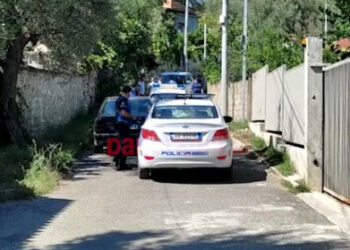 Ngjarje e rëndë në Elbasan/ Bashkëshorti plagos gruan! Detajet e para