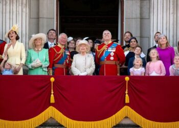 Renditja sipas milionave: Ja 5 familjet mbretërore më të pasura në botë