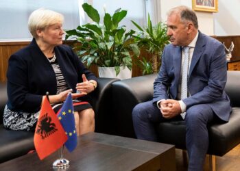 Ambasadorja e BE ‘porosit’ kreun e SPAK: Sundimi i ligjit përbën shtyllën kryesore në rrugën integruese të Shqipërisë!