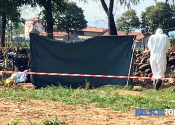 “E vranë dhe më pas i dogjën trupin”/ Shqiptari gjendet pa shenja jete në një makinë në Itali. Ekspertët dyshojnë se…