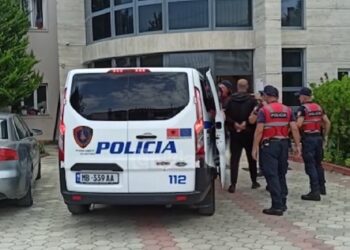 Dyshohet se shoqëronte Martinajn, Apeli lë në burg ish-policin Jeton Lami