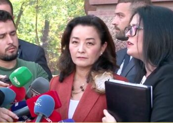 Takon Nikollën e Gjekmarkajn, Yuri Kim ‘thumbon’ Metën e Berishën: Vijojmë me çdo drejtues të zgjedhur në mënyrë legjitime që luftojnë korrupsionin