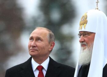 ‘Nëse vdisni për atdhe do jeni përjetësisht me Zotin’, patriarku Kirill nxit besimtarët rusë për luftë