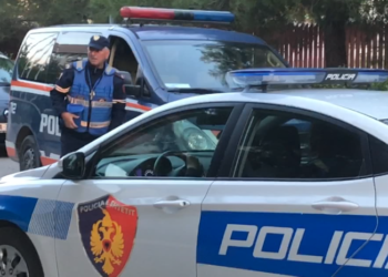 Atentati në Durrës, policia: Autori qëlloi drejt makinës, por shënjestra nuk ndodhej brenda