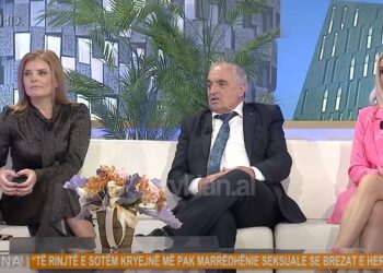 Sa herë duhet të bëjmë dashuri për të qenë çift i shëndetshëm? Psikologu jep përgjigjen…