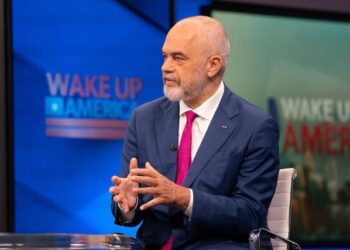 Rama për “Wake Up America” flet për impresionet e takimit me Mbretëreshën Elizabeth II, Iranin dhe agresionin rus: Kemi prova…!