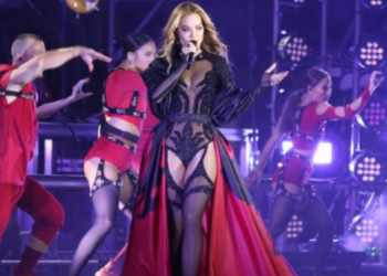 I vuri “flakën” skenës në kryeqytet/ Rita Ora tregon sa ishte pjesëmarrjen në koncert: Më thanë se ishin 40 mijë veta…