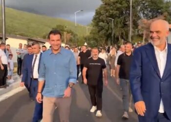 Veliaj tallet me zërat se ai dhe Rama janë në konflikt: Deklarata që bëhen nga “njerëz ‘të lodhur’