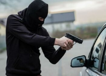 “Merr telefonin, zbrit dhe largohu”, detaje nga grabitja me armë zjarri në autostradën Lushnje-Fier