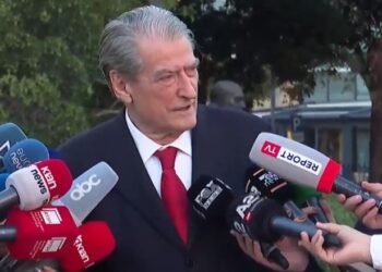 Edhe Berisha paralajmëron koalicion për ‘lokalet’ me të djathtën, ‘harron’ Metën/ Kush janë partitë që do t’i bashkohen