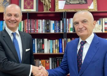 Meta takon ambasadorin serb në Tiranë: Respektoni të drejtat e plota të shqiptarëve në Luginën e Preshevës