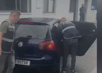 I morën 3 mijë euro përmes shantazhit në rrjetet sociale, arrestohen 3 persona në Elbasan