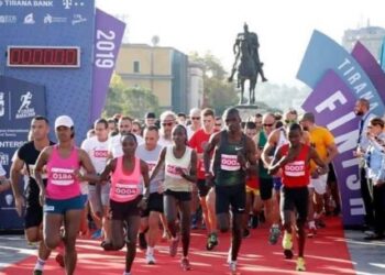 Tre mijë vrapues në maratonë / Muzaka: Do të garohet për kauza të ndryshme