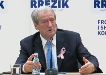 Berisha merr në mbrojtje ‘shiksin’ e 97-tës: Rama e sulmon Kovaçin se është më i zgjuar se ai