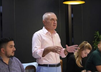 ‘Çdo ditë pranë banorëve të kryeqytetit’, Meta: Ndryshimi do të nisë nga Tirana