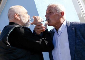 ’24 orë ujë’, Rama: Në mandatin e dytë u rrit ritmi falë largimit të ujëthithësve të LSI nga prehri ynë