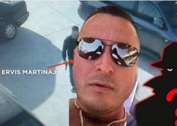 Misteri për zhdukjen e Ervis Martinajt, del një foto tjetër e ‘mbretit të llotove’ në plazh
