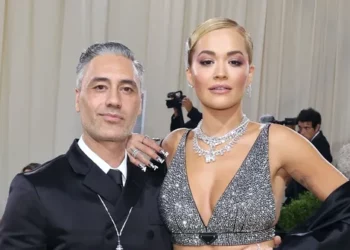 “Jam e emocionuar, mezi pres”/ Rita Ora jep lajmin, së shpejti do e shohim në…