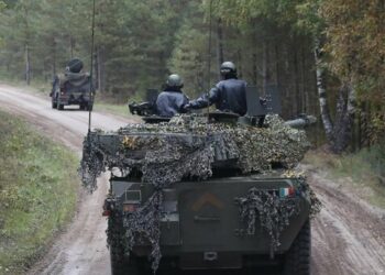 NATO rrit prezencën në Greqi, shton trupat në Ballkan