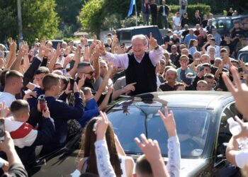 Bëmat e ‘sherifave’ të Doktorit/ Primare në Lazarat: Pse Berisha u rikthye në të shkuarën e tij