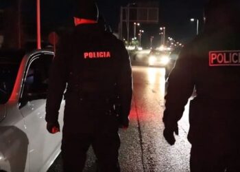Aksion ‘blic’/ FNSH zbarkon në Vlorë, kërkohet për armë, drogë dhe eksponentë të krimit të organizuar