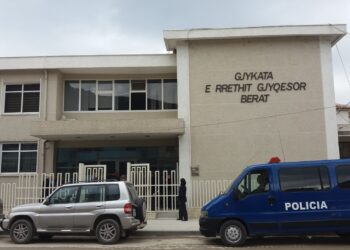 Masakroi 40-vjeçarin se i kërkoi t’i linte të qetë vajzën, gjykata lë në burg Sokol Tabakun