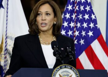 VIDEO/ Aksidentohet zv.presidentja e SHBA-së, Kamala Harris, ja gjendja shëndetësore