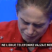 Nëna shpërthen në lot në studio: Familjarët e burrit më kanë kërcënuar me përdhunim