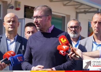 “Ulja e pagave nuk është zgjidhje, por terror”, Mickoski kritikon Kovaçevskin