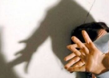 Ngjarja e rëndë: Policët përdhunojnë të renë 19 vjeçare brenda në komisariat